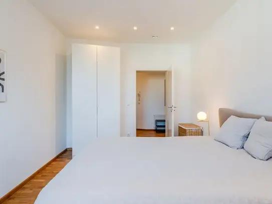 Renovated furnished Penthouse 3 minutes walk to Kurfürstendamm, Berlin - Amsterdam Apartments for Rent