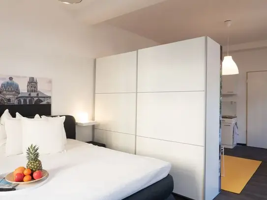 Furnished apartment - very central and yet quiet., Aachen - Amsterdam Apartments for Rent