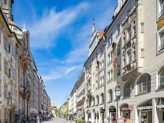 Direkt vom Eigentümer: Top sanierte & helle Wohnung im Herzen der Stadt