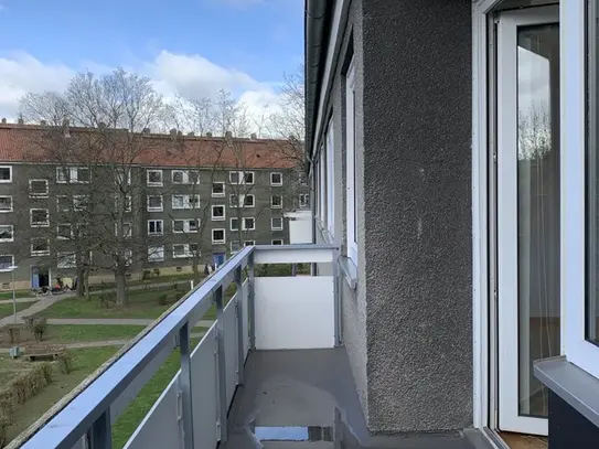 Große 2-Zimmer-Wohnung mit Balkon