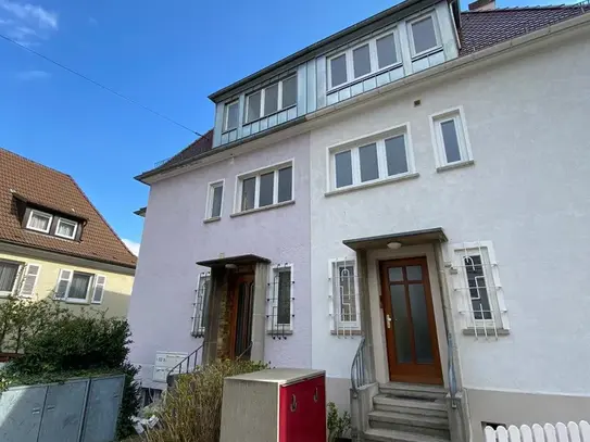 Spacious and perfect flat over the roofs of Stuttgart.