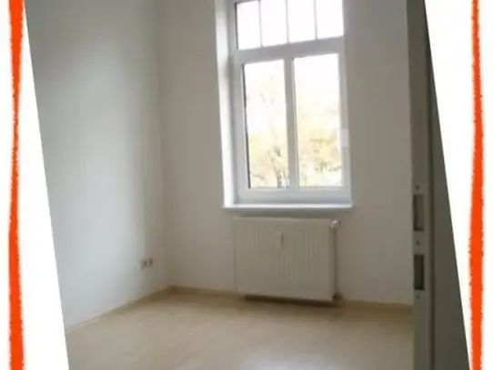 3-Zimmer-Wohnung in Zwickau mit BALKON und PERSONENAUFZUG zu vermieten!