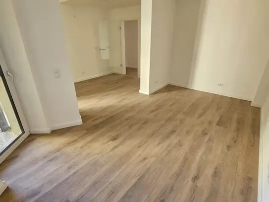 ERSTBEZUG nach Sanierung Moderne 2- Zimmerwohnung inkl. Balkon+Walk-In-Dusche+Vinyl+Abstellraum