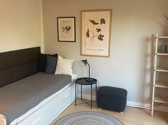 Beautiful apartment in Düsseldorf with balcony, Dusseldorf - Amsterdam Apartments for Rent
