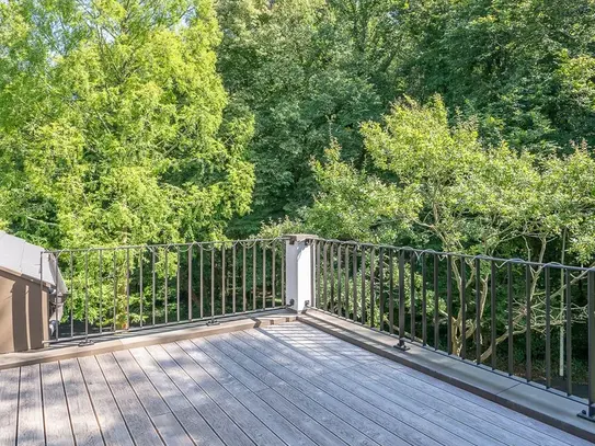 Exklusive Neubauwohnung mit atemberaubendem Fernblick und Balkonparadies!