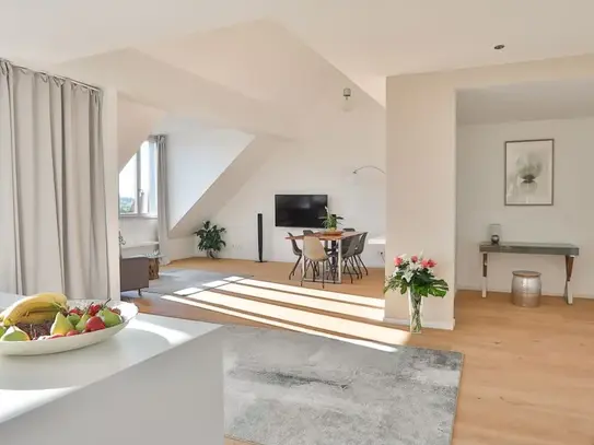 Light-flooded luxury apartment with designer furniture and terrace in Charlottenburg, Berlin - Amsterdam Apartments for…