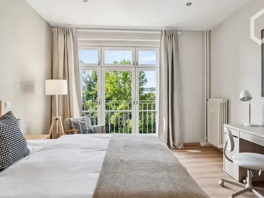 Exclusive opportunity in Berlin’s iconic Karl-Marx-Allee: stylish living in the heart of the city, Berlin - Amsterdam A…