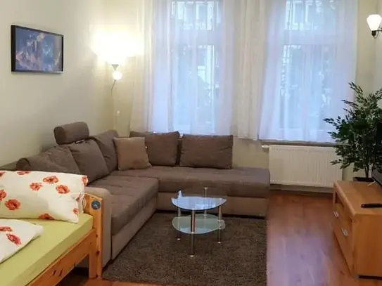 Full furnished apartment with balcony near to the city center and the trade fair