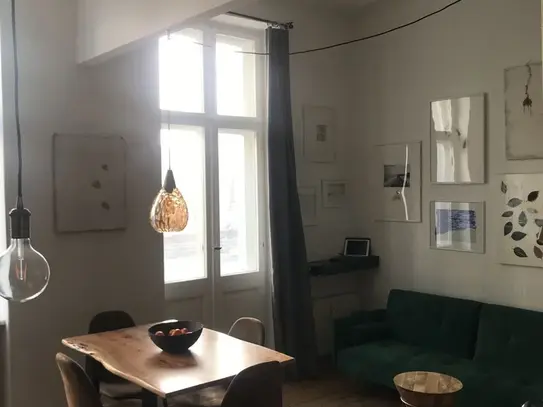 Studio in a typical Berlin house., Berlin - Amsterdam Apartments for Rent