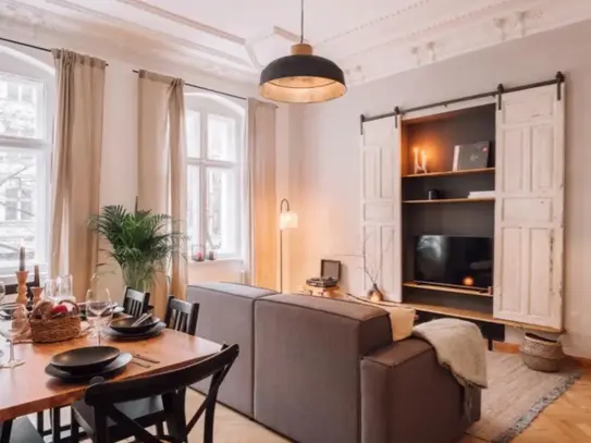 Charismatic 2-bedroom apartment close to Schönhauser Allee train station