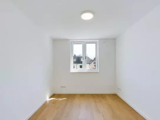 4 - Zimmer Wohnung mit EBK und Balkon in komplett modernisiertem Haus in Goldbach - Aurelion Immobilien Aschaffenburg