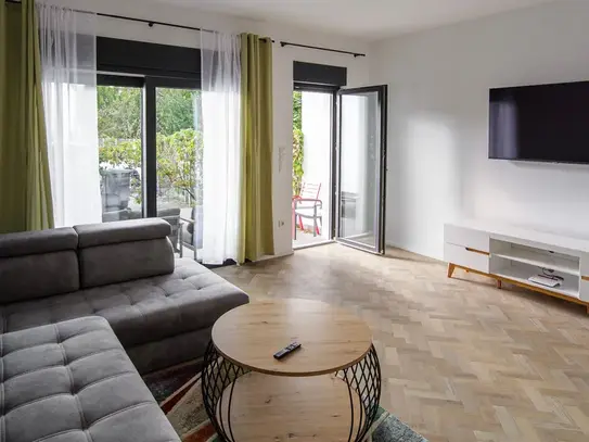 Cozy, bright apartment in the center of Siegburg, 2 minutes from downtown, excellent bus and highway connections