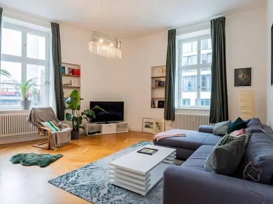 Humboldt-Suite in Berlin Mitte with a cosy south balcony, Berlin - Amsterdam Apartments for Rent