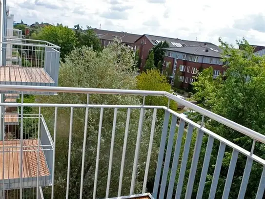 Gemütliche 2-Zimmer Wohnung mit Balkon zum Innenhof