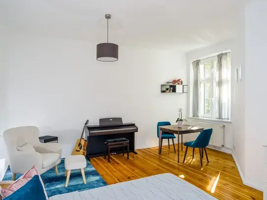 Work, Play, Relax – Spacious Studio in Friedrichshain close to Prenzlauer Berg & Mitte, Berlin - Amsterdam Apartments f…