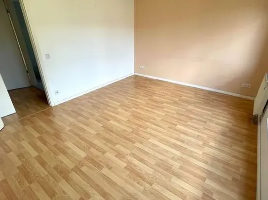 WBS mit besonderem Wohnbedarf - 2 Zimmer Wohnung mit Loggia!