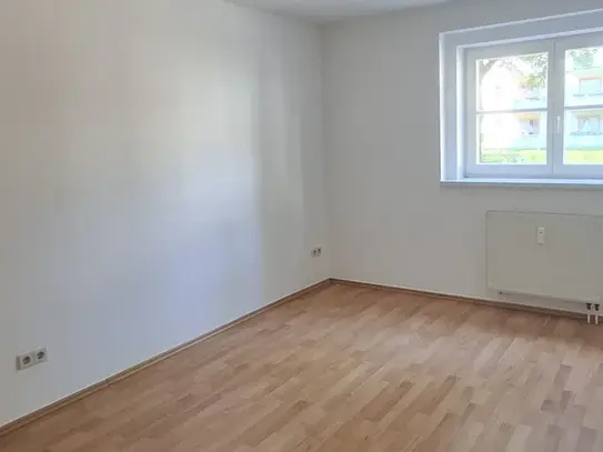 2-Zimmer-Wohnung zum Leben - Lachen und einfach Wohlfühlen