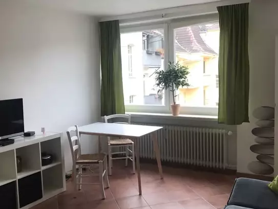 Modern quiet 1-room apartment near Meistersingerhalle