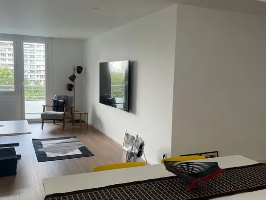 124 | Modern 3 room apartment in prime Mitte location with green views, Berlin - Amsterdam Apartments for Rent