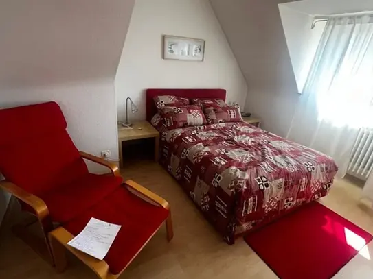 Spacious and well-furnished three-room apartment in the north of Nuremberg – euhabitat