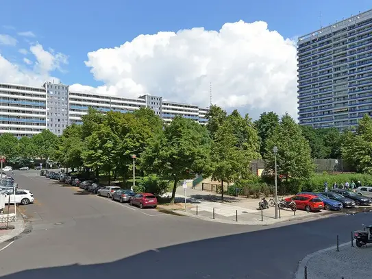 Modern 1-bedroom flat at Krausenstraße (4.1.6. - 6328)