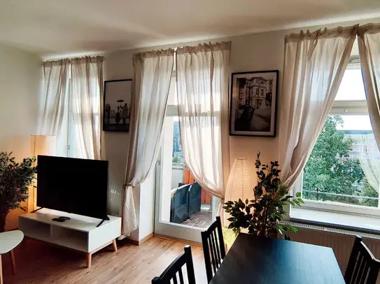 Quiet and bright studio, Dresden - Amsterdam Apartments for Rent