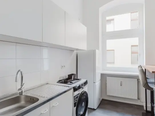 Kreuzberg, move-in-ready + kitchen