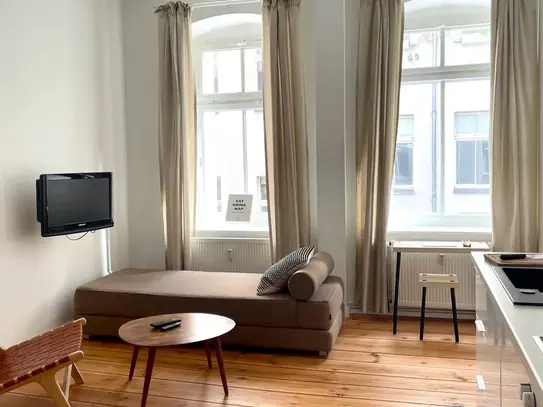 2 room designapartment in the very best location of Berlin Mitte, Berlin - Amsterdam Apartments for Rent