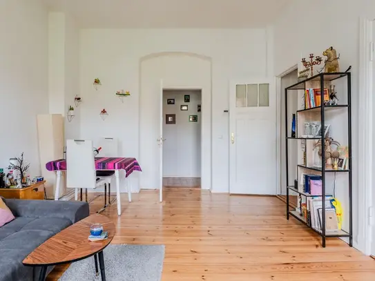 Beautiful 100 m² apartment in Prenzlauer Berg/Pankow with 2 balconies