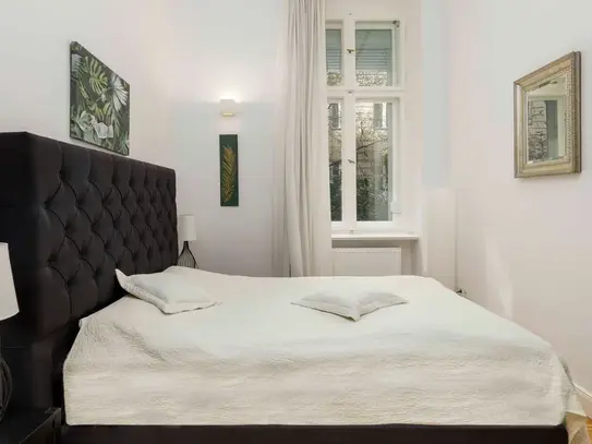 Modern and pretty apartment in Charlottenburg (Berlin)