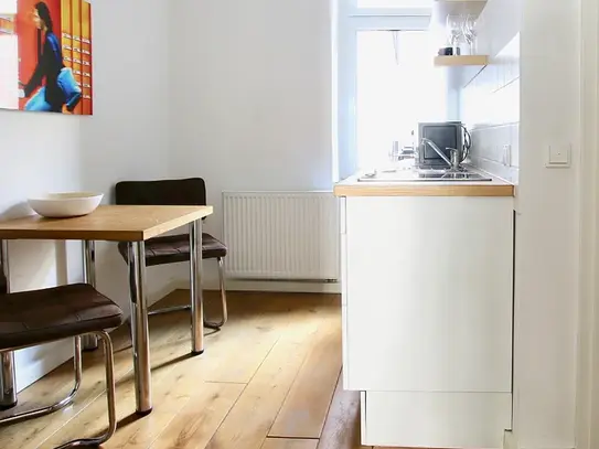 Central apartment: Living directly at Eigelstein in Cologne – euhabitat