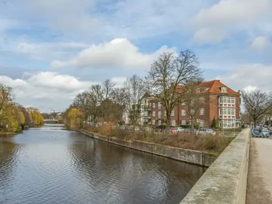 Exclusive apartment in a prime location not far from the Alster!