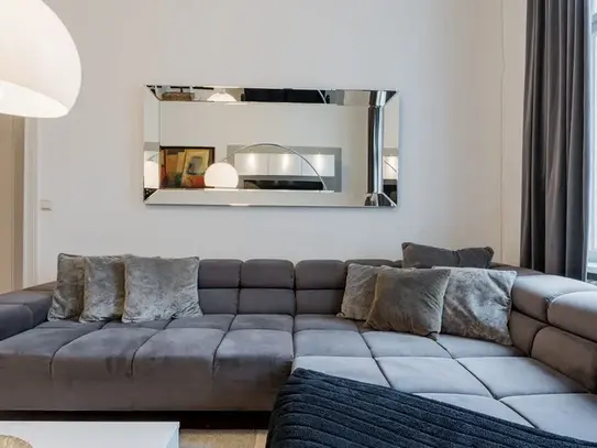 CENTRAL APARTMENT KU'DAMM WITH DESIGNER FUTURE, Berlin - Amsterdam Apartments for Rent