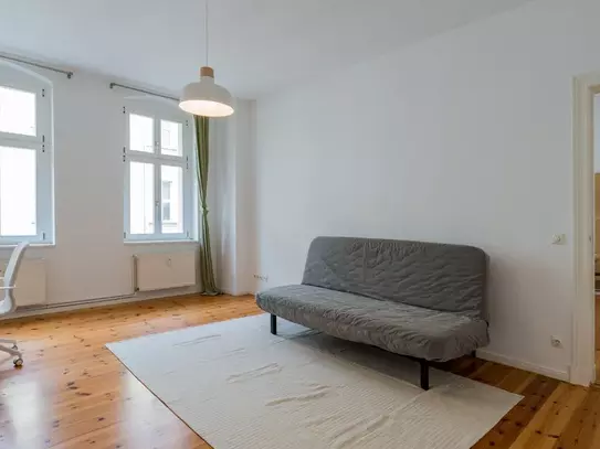 Charming Altbau duplex apartment in Friedrichshain