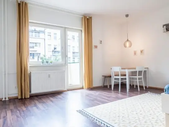 Bright studio in Charlottenburg