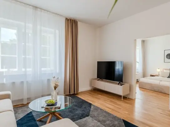 Tranquil living in Zehlendorf: Newly renovated 1 bedroom apartment