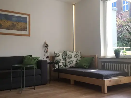 MODERN RENOVATED 1-ROOM APARTMENT IN DÜSSELDORF