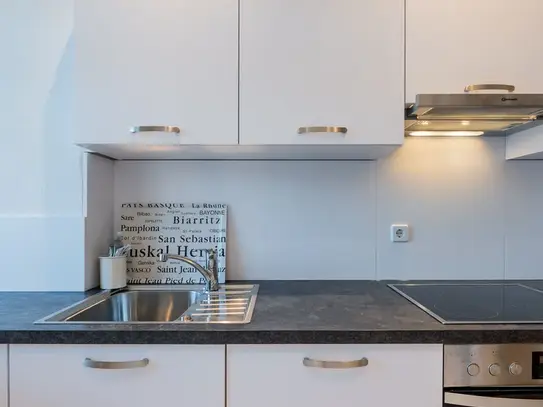 FIRST TIME RENTAL, Charming Furnished Apartment in the Heart of Berlin