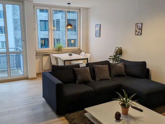 Spacious, bright and well-connected apartment, Berlin - Amsterdam Apartments for Rent