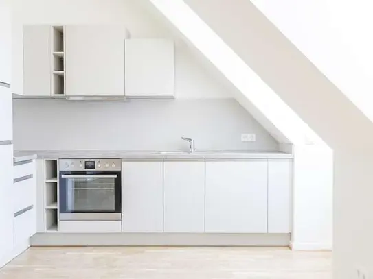 Penthouse-Wohnung auf 61m² direkt neben der Frauchenkirche im Quartier-Hoym!