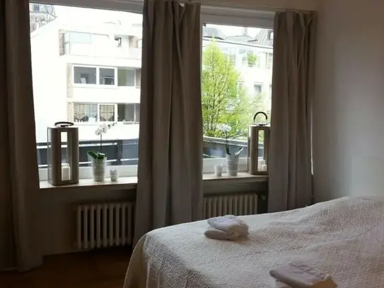 City apartment- with balcony and WiFi