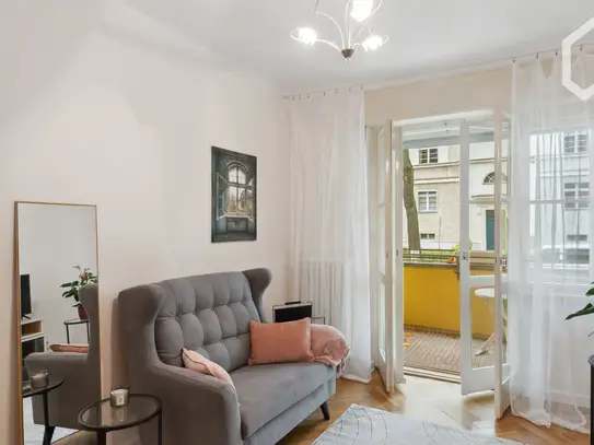 Cosy apartment with balcony and good connection to public transport