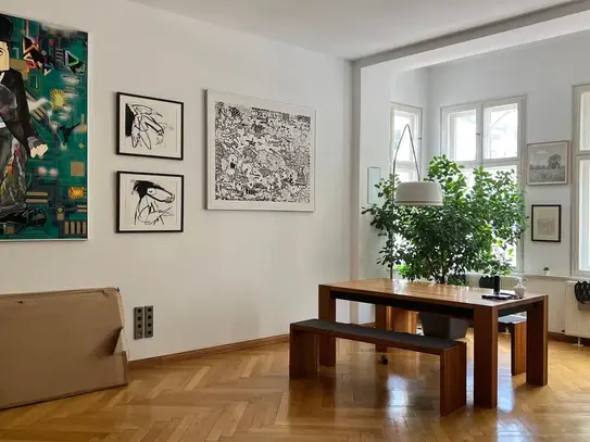 Spacious 3-room apartment in Berlin – 135 m² with balcony, fully furnished – available for 5 months