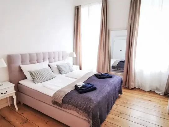 Quiet apartment near to Schloss Charlottenburg, Boxspring Beds, 2 BR (4 pers) with Extras, Berlin - Amsterdam Apartment…