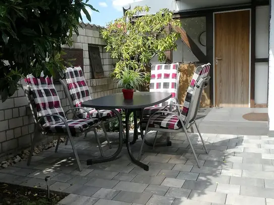 Ground floor - Terrace Apartment in Cologne Pesch – euhabitat