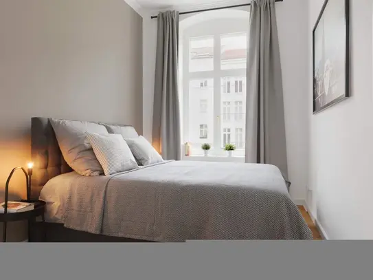 3-room new refurbished loft apartment with open kitchen, sunny balcony at Berlin - Mitte