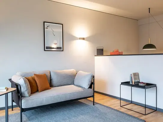 Modern Serviced Apartment right at the Airport