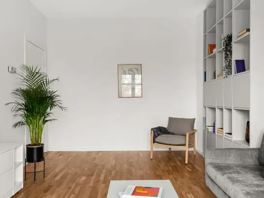 Lovely & cozy apartment with balcony in Neukölln