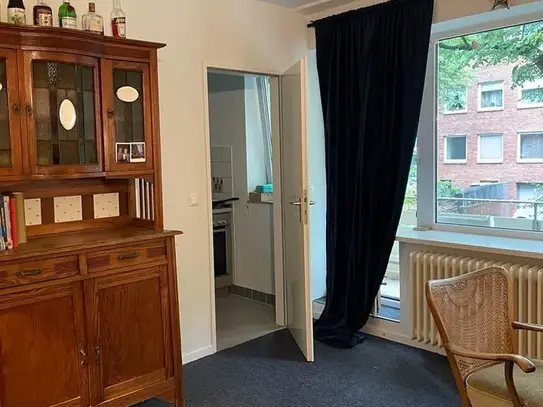 1-room flat with large balcony in Hamburg-Wandsbek