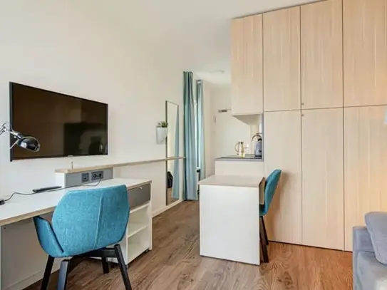 Spacious and wonderful apartment located in Tiergarten, Berlin - Amsterdam Apartments for Rent